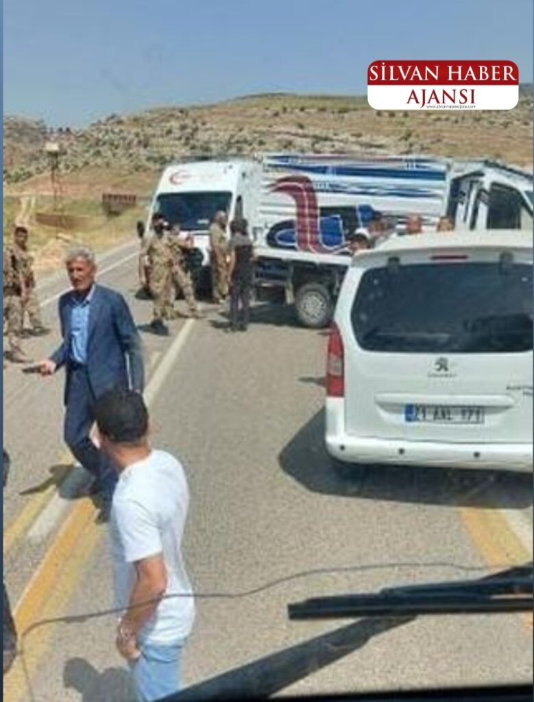 Köy Yolunda Trafik Kazası