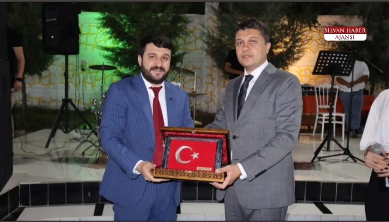Veda Yemeğinde Konuşan Kaymakam Kendini Fahri Silvan’lı İlan Etti