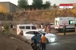  POLİS ARACI ANNE VE 2 ÇOCUĞUNA ÇARPTI