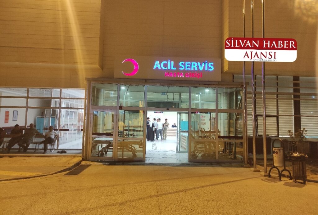 Öğrenciler Yemekten Zehirlendi