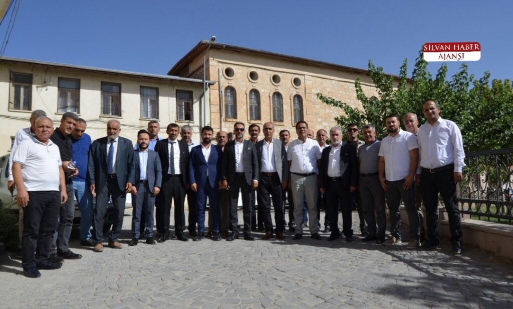 Hemşerimiz Dr Aziz Alper Biten Silvan’da Temaslarda Bulundu