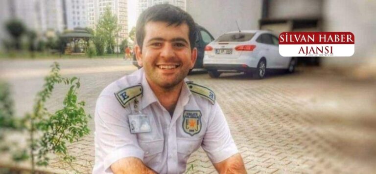 Polis Aracına Çarpan Kurye Hayatını Kaybetti