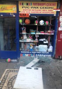 Trafo Patladı Esnafın Camları Kırıldı