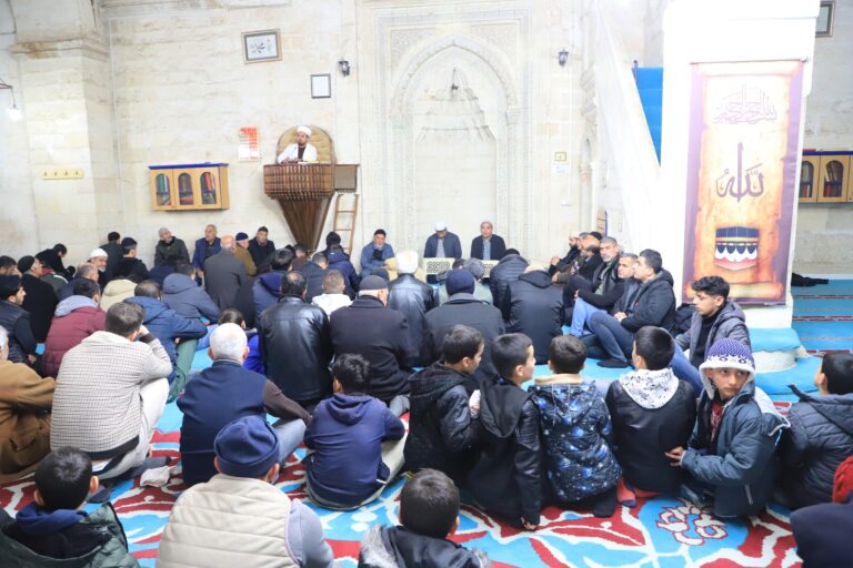 Silvan’da Miraç Kandili Dualarla İhya Edildi