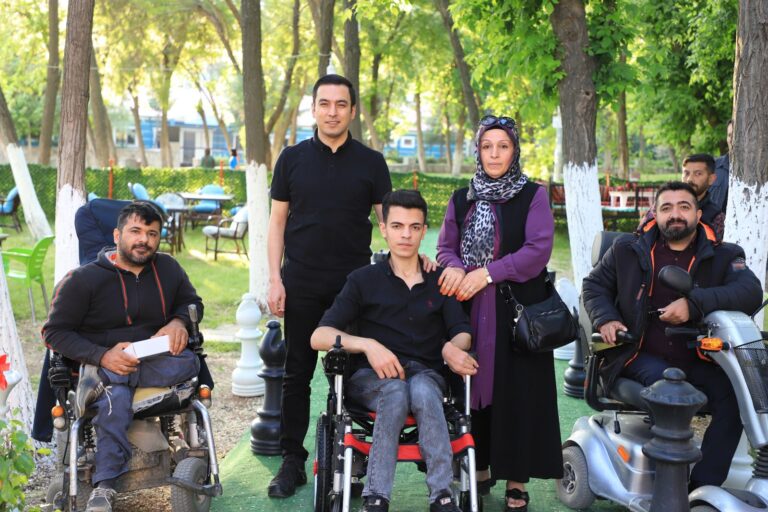 Silvan Belediyesinden Engellilere Tekerlekli Sandalye