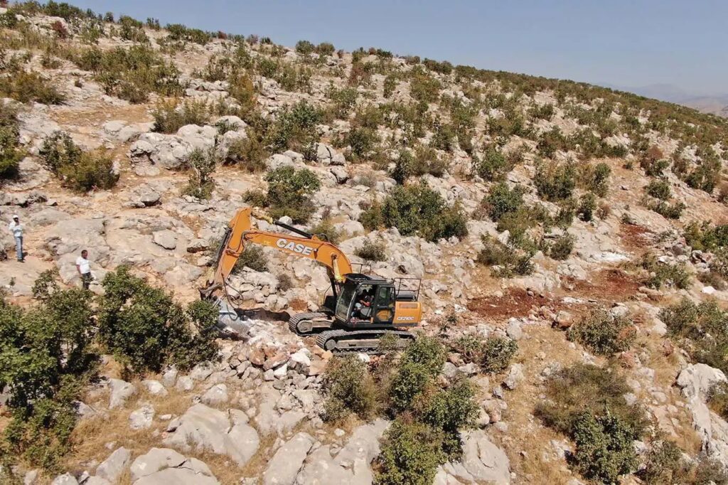 Silvanlı Çiftçilere Mera Yolu