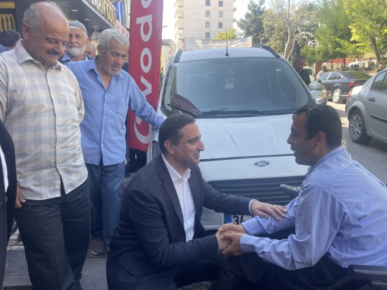 HÜDA PAR Batman Milletvekili Ramanlı Silvan’da Temaslarda Bulundu