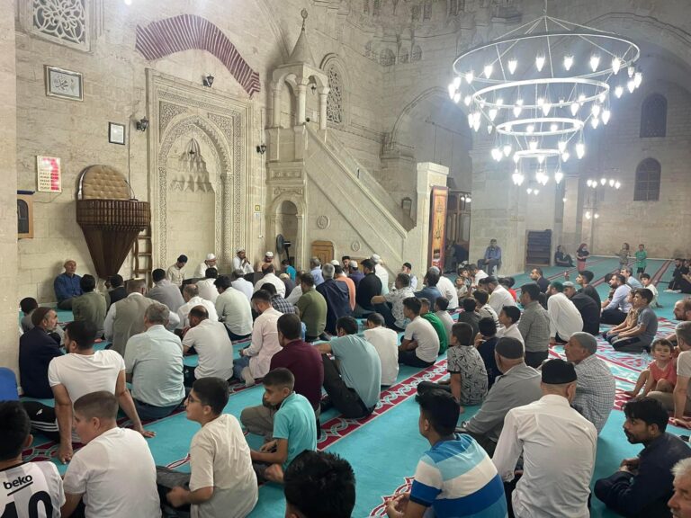 Silvan’da Mevlid Kandili İhya Edildi