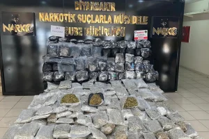 Diyarbakır’da Yüklü Miktarda Uyuşturucu Ele Geçirildi