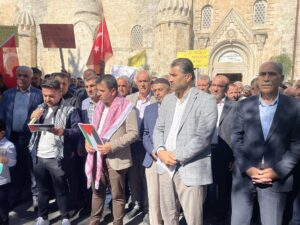 Kudüs Fatihi Selahaddin’i Eyyubi’nin İsmini Taşıyan Tarihi Cami Önünde Basın Açıklaması