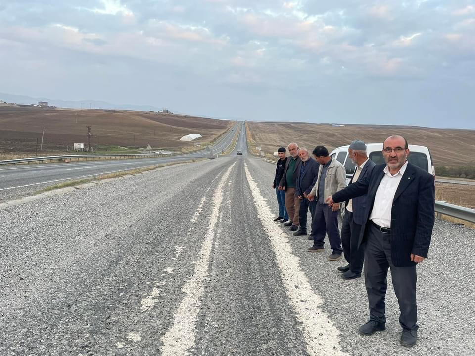 Mucurlu Yol Ölüm Yolu Olmasın diye Vekilleri Göreve Çağırdı